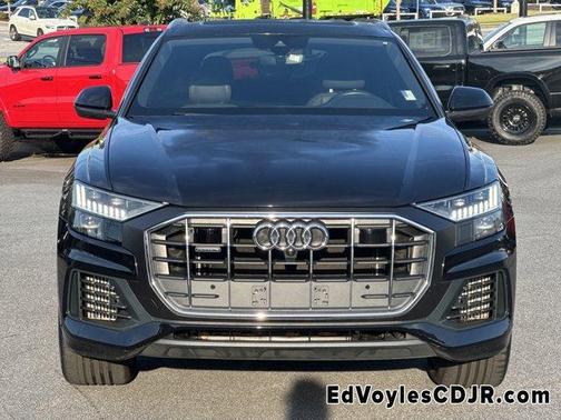 2019 Audi Q8 Premium Plus