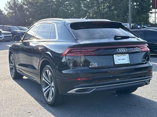 2019 Audi Q8 Premium Plus
