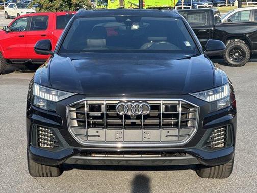 2019 Audi Q8 Premium Plus