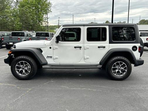 2024 Jeep Wrangler Sport