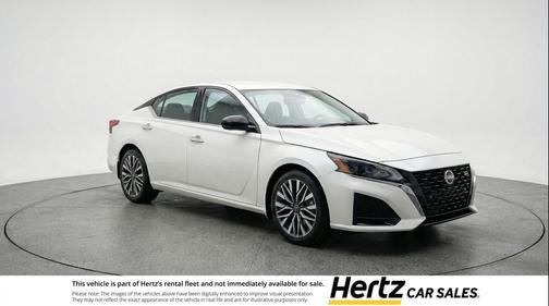 Glacier White 2025 Nissan Altima SV FWD