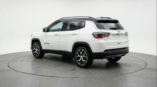 Bright White Clearcoat 2025 Jeep Compass Limited
