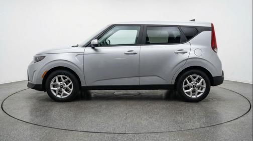 Steel Gray 2025 Kia Soul LX