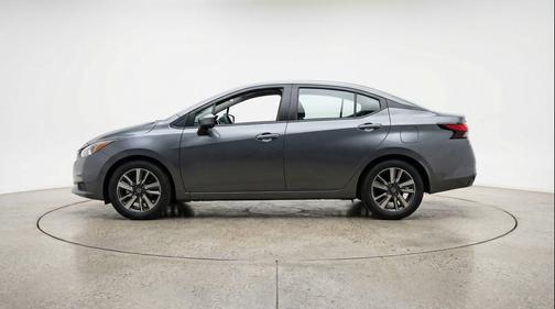 Gun Metallic 2025 Nissan Versa 1.6 SV