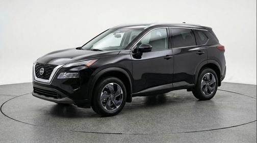 Super Black 2025 Nissan Rogue SV
