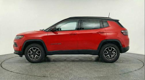 Red Hot Pearlcoat 2025 Jeep Compass Trailhawk