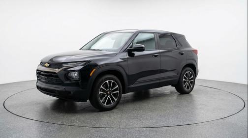Mosaic Black Metallic 2025 Chevrolet Trailblazer LT