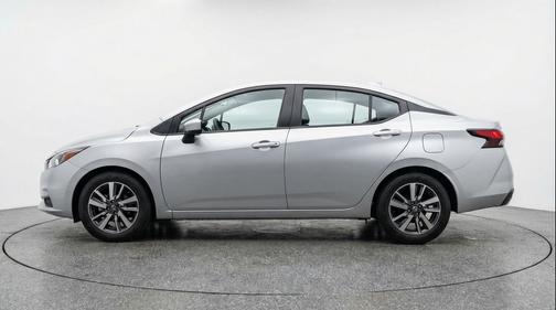 Brilliant Silver Metallic 2025 Nissan Versa 1.6 SV