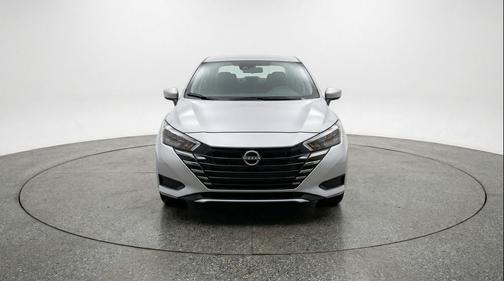 Brilliant Silver Metallic 2025 Nissan Versa 1.6 SV