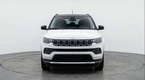 Bright White Clearcoat 2025 Jeep Compass Limited
