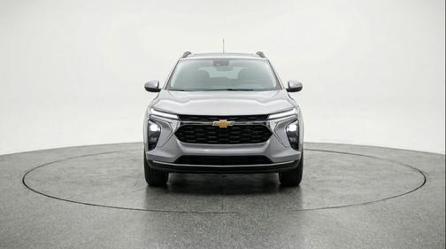 Sterling Gray Metallic 2025 Chevrolet Trax LT