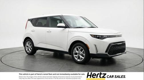 Snow White Pearl 2025 Kia Soul LX