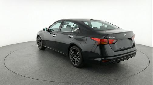 Super Black 2025 Nissan Altima SV FWD