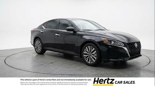 Super Black 2025 Nissan Altima SV FWD