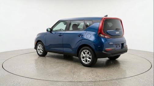 Gravity Gray 2025 Kia Soul LX