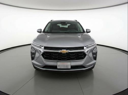 Sterling Gray Metallic 2025 Chevrolet Trax LT