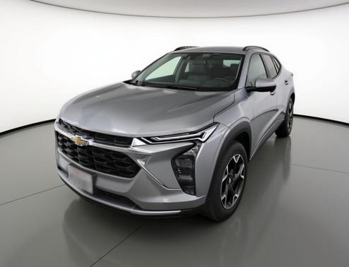 Sterling Gray Metallic 2025 Chevrolet Trax LT