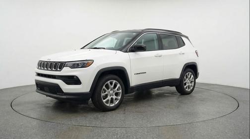 Bright White Clearcoat 2025 Jeep Compass Limited
