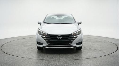 Brilliant Silver Metallic 2025 Nissan Versa 1.6 SV