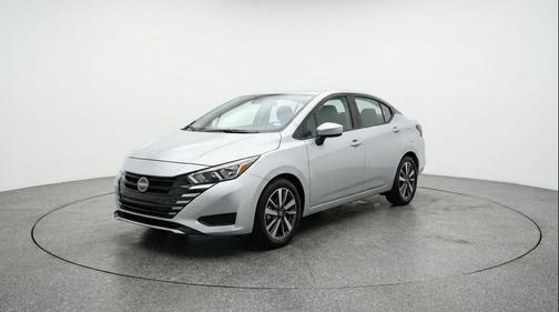 Brilliant Silver Metallic 2025 Nissan Versa 1.6 SV