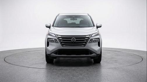 Brilliant Silver Metallic 2025 Nissan Rogue SV