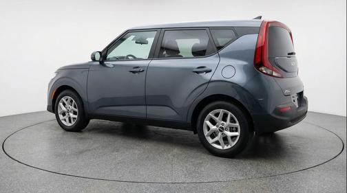 Gravity Gray 2025 Kia Soul LX