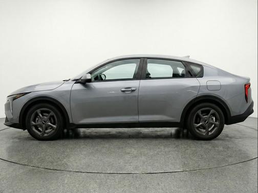 Steel Gray 2025 Kia K4 LXS