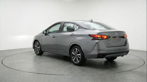 Gun Metallic 2025 Nissan Versa 1.6 SV