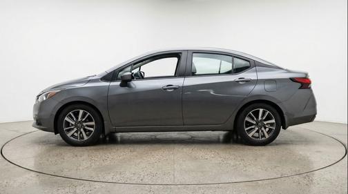 Gun Metallic 2025 Nissan Versa 1.6 SV