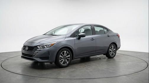 Gun Metallic 2025 Nissan Versa 1.6 SV