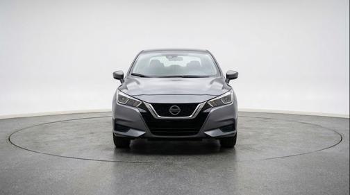 Gun Metallic 2025 Nissan Versa 1.6 SV