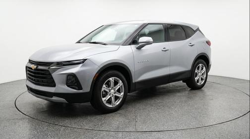 Sterling Gray Metallic 2025 Chevrolet Blazer 2LT