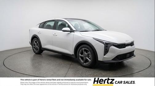 Snow White Pearl 2025 Kia K4 LXS