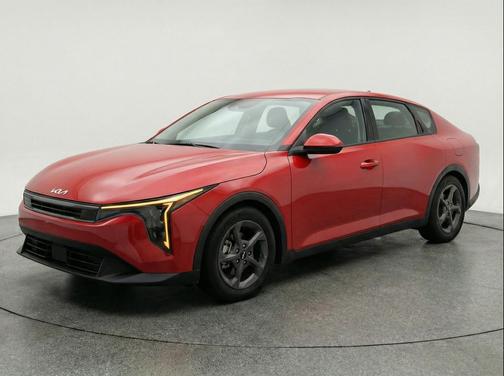 Currant Red 2025 Kia K4 LXS