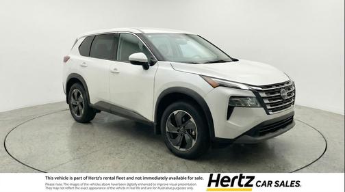 Everest White Pearl Tricoat 2025 Nissan Rogue SV