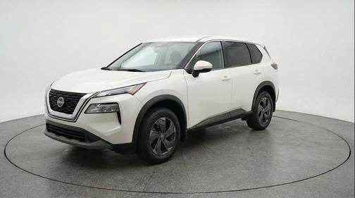 Everest White Pearl Tricoat 2025 Nissan Rogue SV