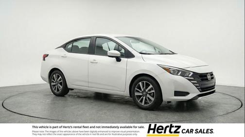 Aspen White Tricoat 2025 Nissan Versa 1.6 SV