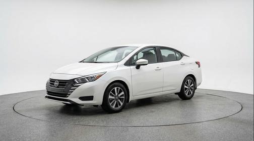 Aspen White Tricoat 2025 Nissan Versa 1.6 SV