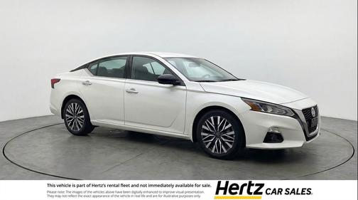 Glacier White 2025 Nissan Altima SV FWD