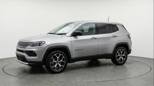 Silver Zynith Metallic Clearcoat 2025 Jeep Compass Limited