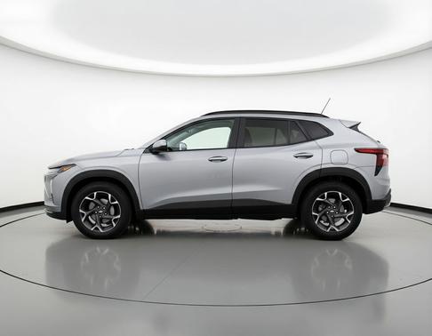 Sterling Gray Metallic 2025 Chevrolet Trax LT