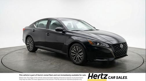 Super Black 2025 Nissan Altima SV FWD