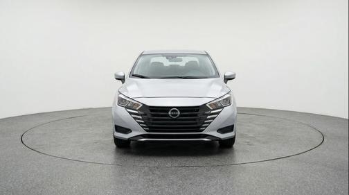 Brilliant Silver Metallic 2025 Nissan Versa 1.6 SV