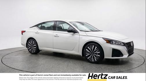 Glacier White 2025 Nissan Altima SV FWD