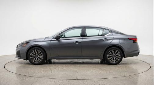 Gun Metallic 2025 Nissan Altima SV FWD