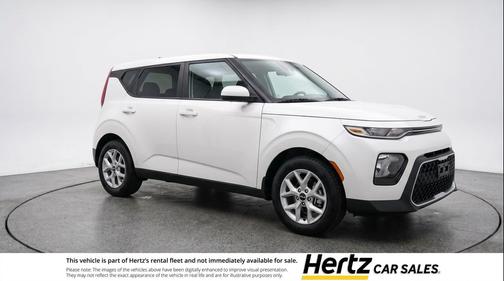 Snow White Pearl 2025 Kia Soul LX