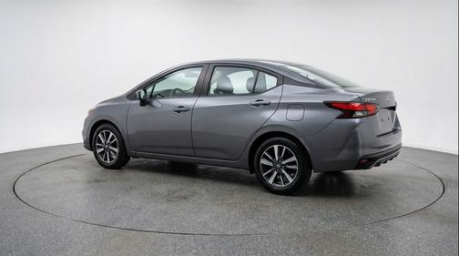 Gun Metallic 2025 Nissan Versa 1.6 SV