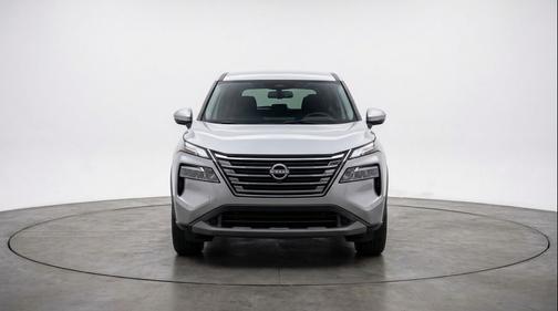 Brilliant Silver Metallic 2025 Nissan Rogue SV
