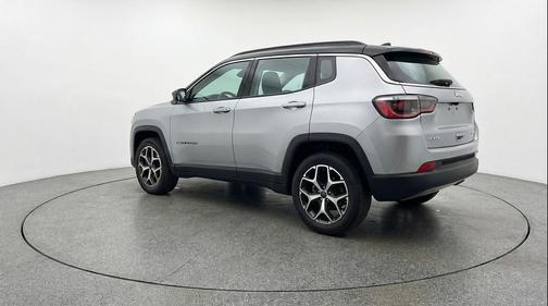 Silver Zynith Metallic Clearcoat 2025 Jeep Compass Limited