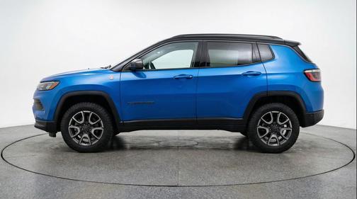 Hydro Blue Pearlcoat 2025 Jeep Compass Trailhawk